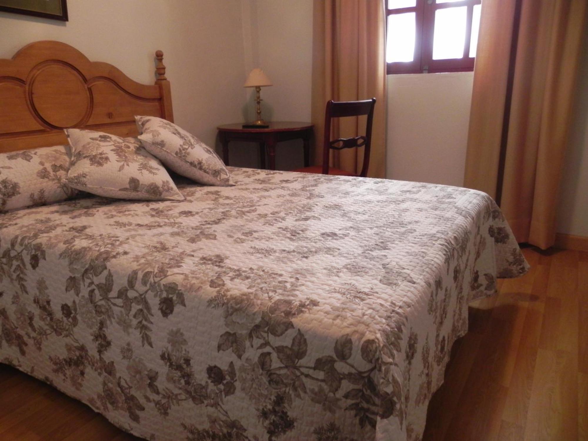Hotel Sierra De Aracena Room photo