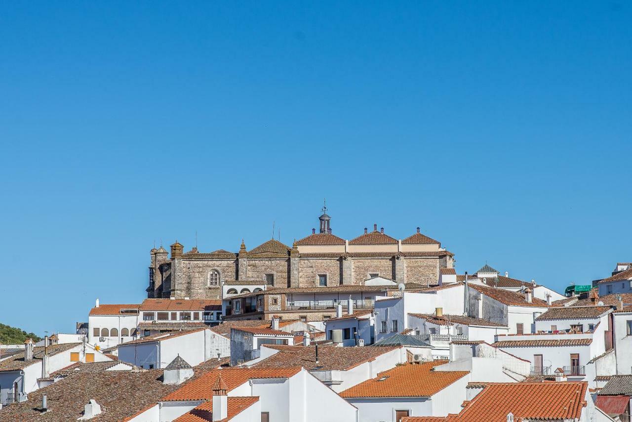 Hotel Sierra De Aracena Exterior photo